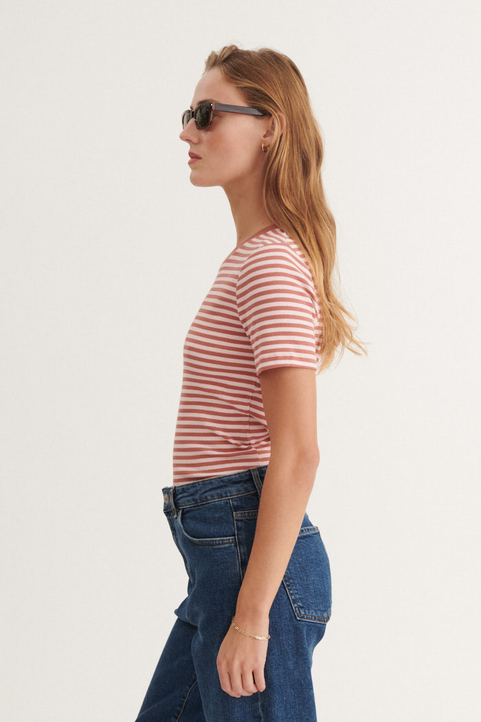 Basic Apparel Ludmilla O-Neck T-shirts 784 cedar wood / Rose shadow